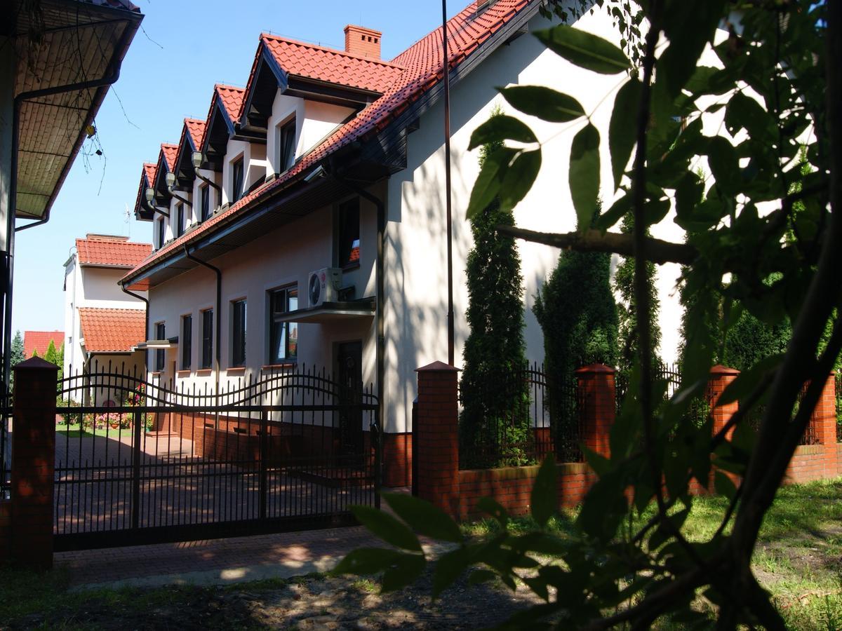 Hotel Jola Wrzesnia Exterior photo